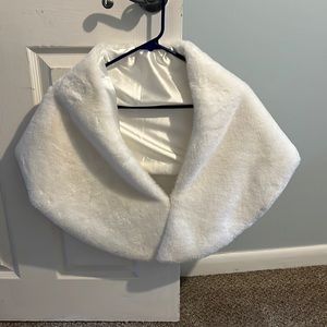 Bridal fur shawl